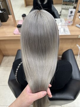 サラ 山口店(SARA) シルバーカラー