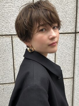 アミー 駒澤(Ammy komazawa) #切りっぱなしボブ #前下りボブ #顔周りレイヤー #小顔カット