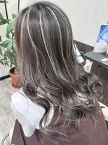ベルヘアーデザイン 堺東(Belle hair Design)&nbsp;外国人風ハイライトイルミナカラーグレージュ堺東20代30代40代