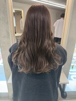 エウペ 渋谷(WEUPE)&nbsp;斜めバング/グレージュカラー/デザインカラー/シルキーベージュ