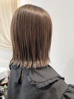 セロン(Serong) Serong <切りっぱなしボブ>