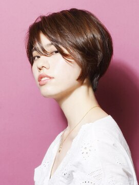アンダートゥリー(_TREE) 大人ショートボブ「アラマート×ぬけ感」