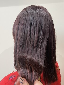 エイミー(Aimee) Aimee 町田 プラムブラウン×艶ストレート