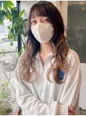 ベージュ系グラデーション