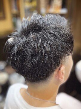 ヒロギンザバーバーショップ 大宮店(HIRO GINZA BARBER SHOP) ツーブロックフェードスタイル