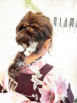 グラムール(glamour) 特別な日のヘアセット