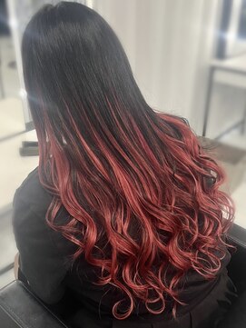 ネオボックス 心斎橋 アメ村(NEOBOX) 【黒髪ロング×赤インナー】ワンカラー/エクステ70枚