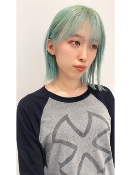 バサ 花小金井店(BASSA) グリーン緑ボブマッドグレージュダブルカラーブリーチきりっぱ