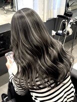 シエラ 心斎橋(CIERA.)&nbsp;バレイヤージュウルフカット ボブレイヤーオリーブグレージュ