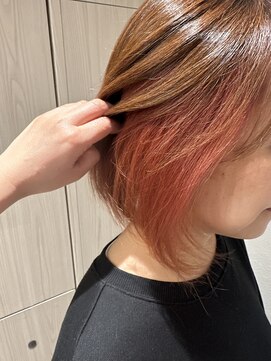 クルム(KURUMU) コーラルピンク×イヤリングカラー