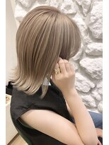 モアナ ルア バイ ヘッドライト 平塚店(Moana Lua by HEADLIGHT) Moana【平塚】#ブリーチ#ベージュ#ダブルカラー#ミディアム