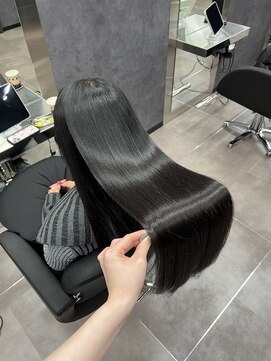 【CYNTHIA/saaya】 黒髪カタログ/髪質改善ULTOWAトリートメント