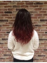 イコール 千葉(equal)&nbsp;コテ巻きヘア/グラデーションカラー/ワインレッド/[千葉]