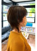 丸みショートウルフ×ナチュラルブラウン