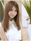 ツヤツヤナチュラルなストレートスタイル○