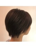 30代40代軽やか小顔丸みショートボブ