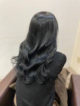 シェノン 西梅田(CHAINON) 前髪/グレーベージュ/レイヤーカット/黒髪/暗髪/ブルーブラック