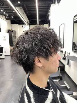メンズサロンドットリアン(dot. lien) ツイストスパイラルパーマ刈り上げマッシュメンズヘアツーブロ