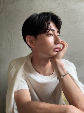 アットラブ バイ ベル(at'LAV by Belle) ナチュラルセンターパート/2wayスタイル/ビジネスヘア○上野