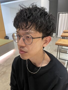 ニアウ 伊勢崎連取店(Niau) メンズショートマッシュツイストスパイラルパーマ