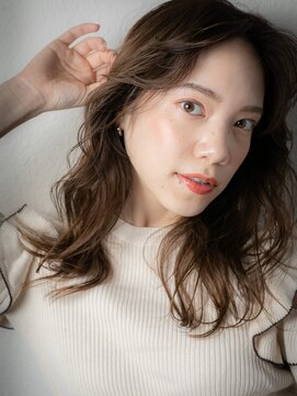 カバーヘア ブリス 大宮西口(COVER HAIR bliss) □センターパート波巻きカールかきあげロング315★大宮30代40代