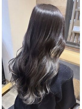 トッカ 札幌(tocca) インナー×ホワイトシルバー