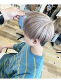 ホワイトベージュ