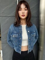 ミンクス 原宿店(MINX)&nbsp;レイヤーカット ウェットヘア オリーブベージュ 大人ヘア 原宿