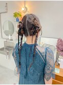 20代人気♪ゆるふわ可愛いベージュカラーツインテール編みおろし