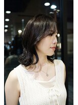 ミューズ バイ ケンジ(MUSE by KENJE) レイヤーカット くびれヘア 暗髪