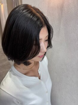 半個室のプライベートサロン◇上質な空間と施術、経験豊富なスタイリストの知識と高技術で理想を叶えます。