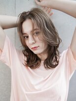 ギークス(GEEKS)&nbsp;【GEEKS渋谷】ロングウルフ/顔周りレイヤー/秋カラー/グレージュ