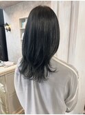 福山美容室caary ケアカラー透明感ブルーブラックレイヤーロング