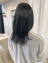 キャアリー(Caary)&nbsp;福山美容室caary ケアカラー透明感ブルーブラックレイヤーロング