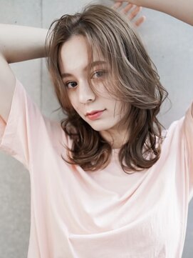 ギークス(GEEKS) 【GEEKS渋谷】ハッシュカット/顔周りレイヤー/冬カラー/20代30代