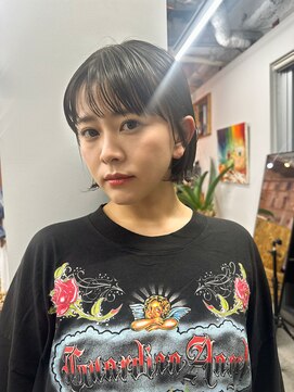 ミニボブ　黒髪×オリーブグレー(髪質改善カラー)