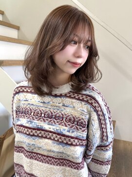 エルパライソ リフォ(Elparaiso Reff) ミディアムレイヤー×ベージュカラー