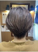 ショートボブ