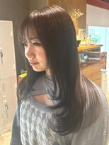 クラン バイ ナチュラル(clan by Natural) 姫レイヤー/艶感ダークカラーで上品ロング/シースルーバング