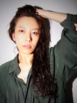 ヘアーアンドスペース セブンブリッジ(HAIR&SPACE 7Bridge) 7Bridge　菊地大　ウェービーロング