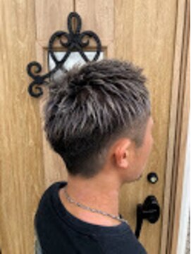 ヘアー リラクゼーション アンヴィ(Hair Relaxation anvi) グレーホワイト☆メンズショート