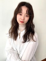 ビーハイブ 一番町店 アヴェダ(BEHIVE) 大人かわいいふわっとパーマ×センターパート
