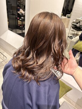 ステア ケース(stair case) 透明感ブラウン髪質改善トリートメント