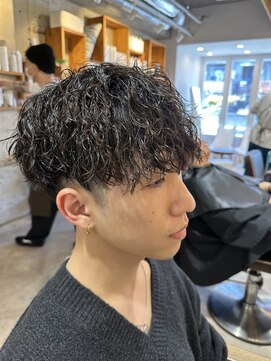 アメラボ(AmeLab) 艶感MAX マッシュパーマ ハードツイスパスタイル