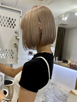 リムレスバイサンク 万代 新潟駅(LIMLESS by cinq)&nbsp;ミルクティーベージュダブルカラーケアブリーチインナーカラー