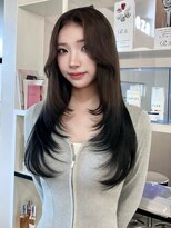 ベレーザ 渋谷(BELEZA)&nbsp;12901艶髪アッシュブラックグレージュ韓国風巻きレイヤーカット