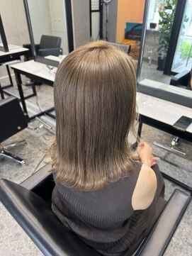 パヌポン(PANUPON) ミルクティーダブルカラーケアブリーチハイライトバレイヤージュ