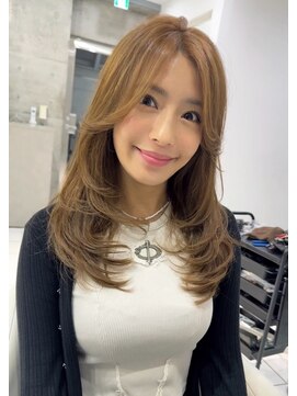 エミュ 表参道 青山(emu) センターパート大人レイヤーハイベージュ表参道