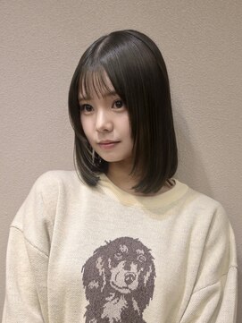 プロス(Pros) 丸みレイヤーボブ/暗めオリーブグレー/表参道