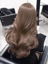 エル バイ アンキシム(elu by AHNKISM)&nbsp;国風レイヤーカット/ブリーチなしグレージュ